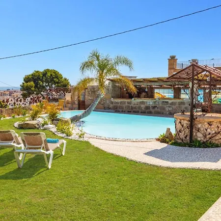 Villa Goldensol By
